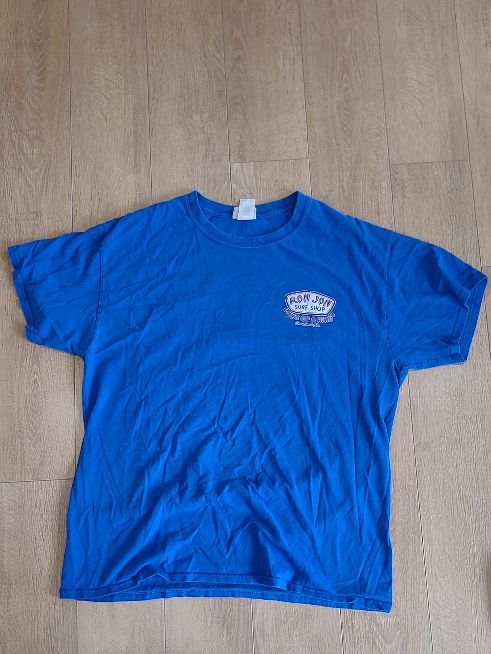 Y2K Ron Jon Surf Shop T-shirt Cocoa Beach, Florida